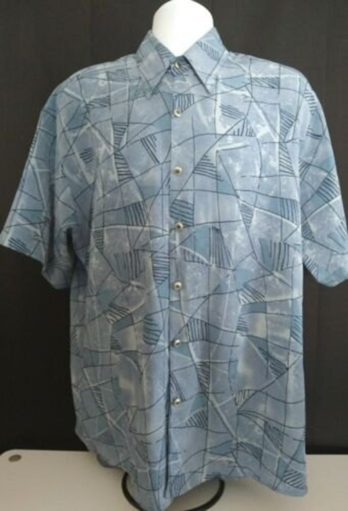 Patrini Men's Blue Short Sleeve Button Front Shirt Medium